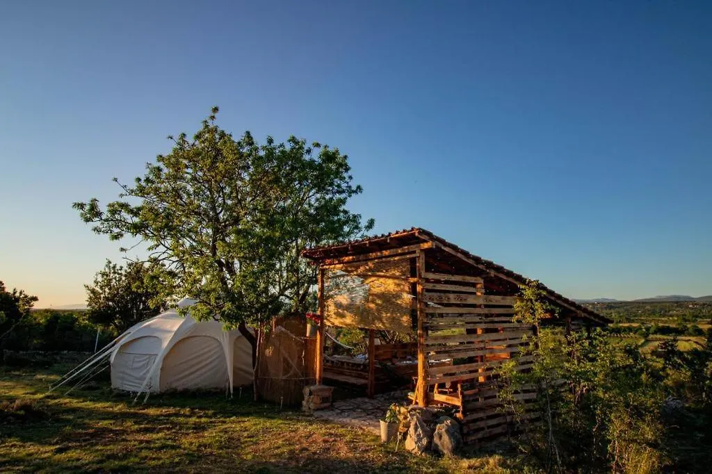 Farm Camping Promaja Sopot  キャンプ場 Sopot (Zadar)